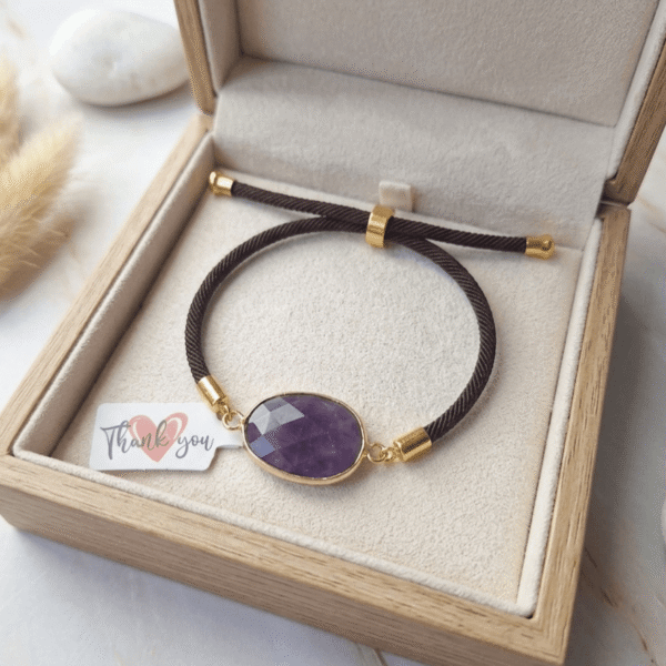 Énergie Nomade : Le Bracelet Cordon Ajustable aux Pierres Facettées