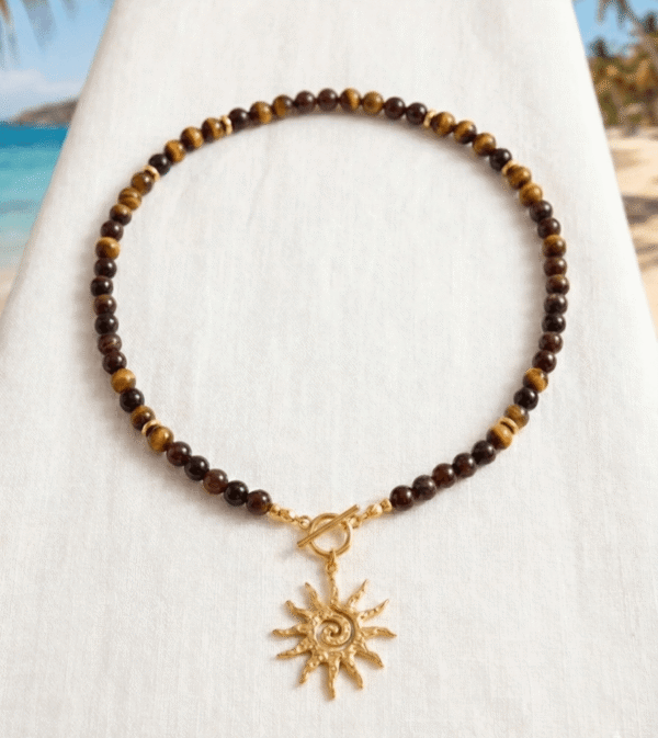 Collier Trois Protection Œil de Tigre, Faucon et Taureau