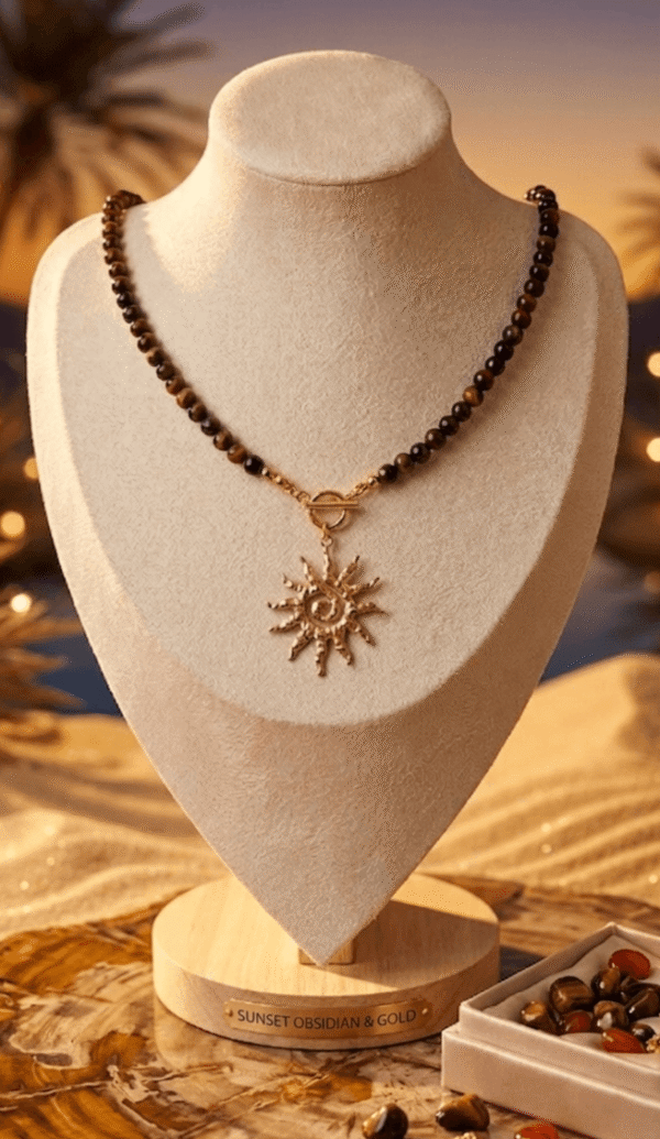 Collier Trois Protection Œil de Tigre, Faucon et Taureau