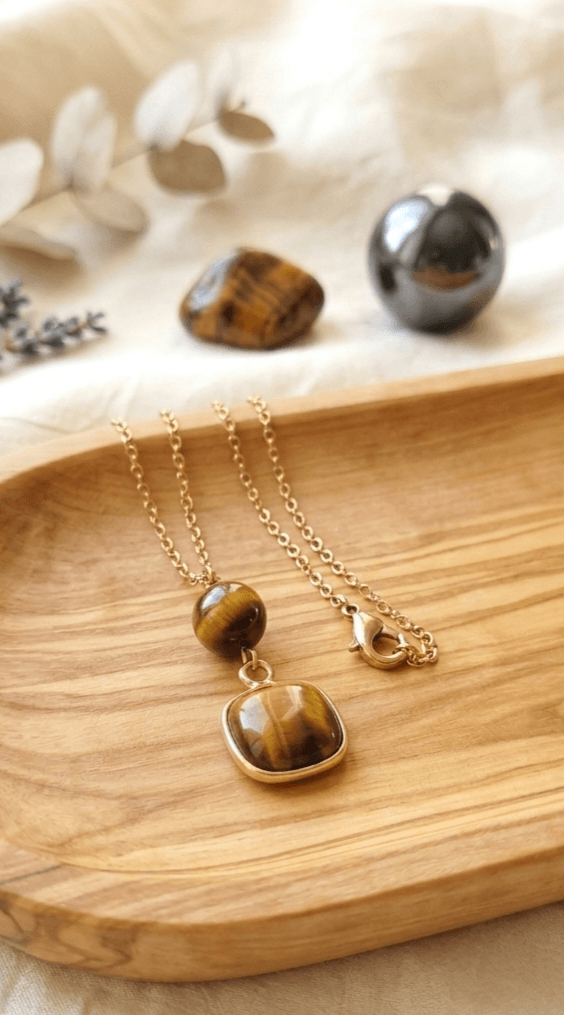 Œil de Tigre Collier Force des Anciens