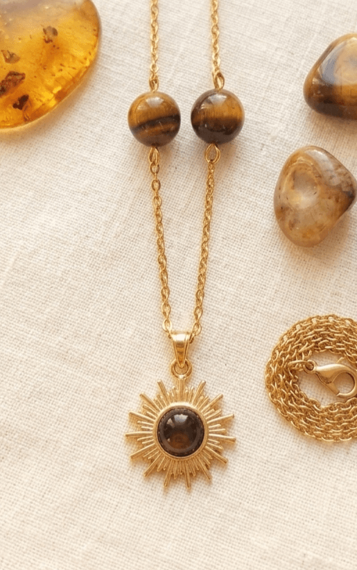 Rayon de Force – Oeil de Tigre & Pendentif Soleil Doré