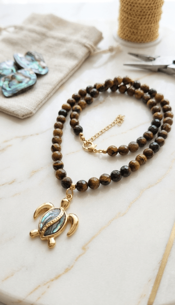Collier Trésor des Lagons – Force de l'Œil de Tigre
