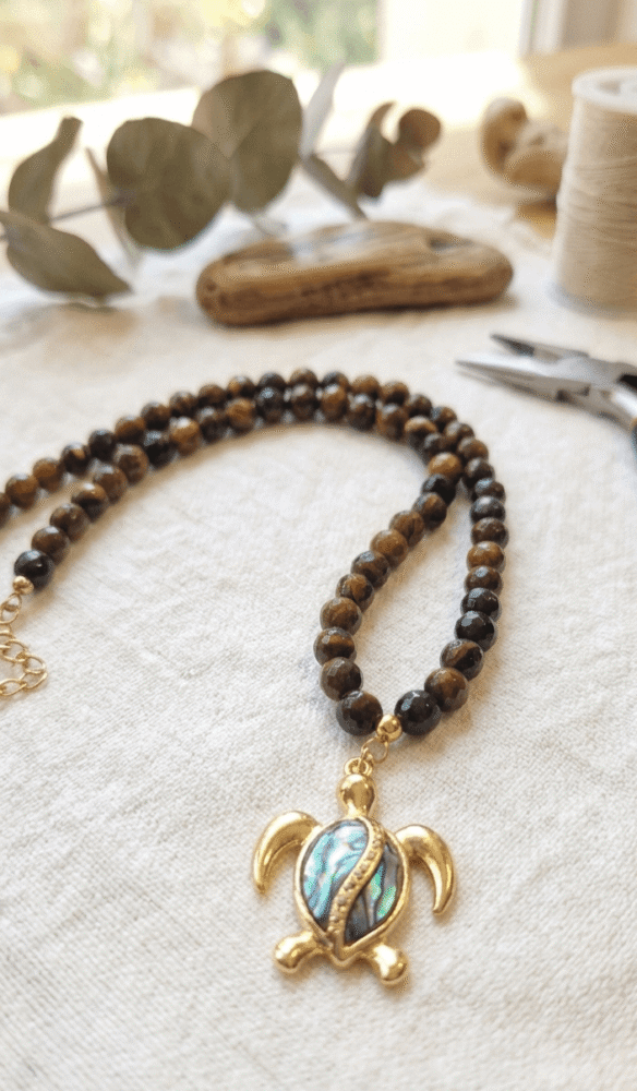 Collier Trésor des Lagons – Force de l'Œil de Tigre