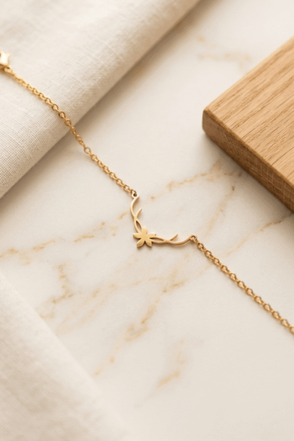 Bracelet Fin aux Courbes de Cerf