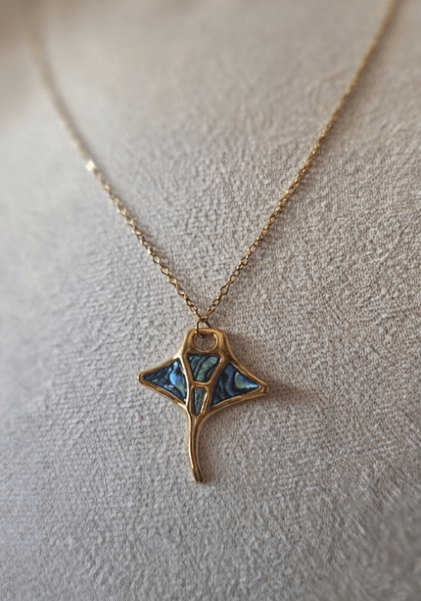 Raie Manta Collier Raie Manta Éclat des Océans
