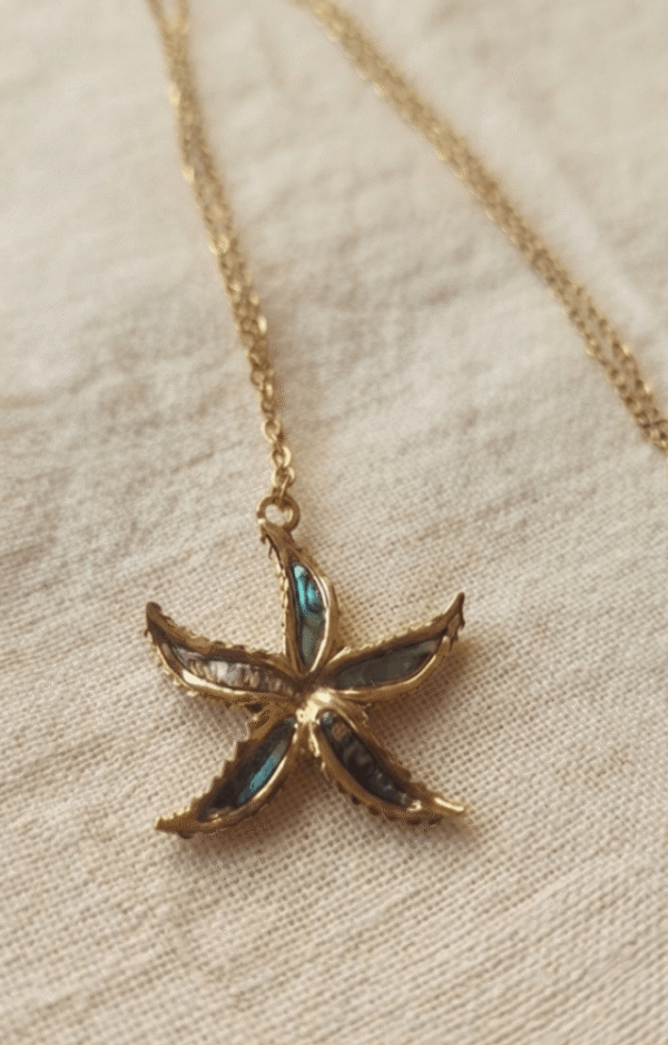 Collier Étoile Rayonnante
